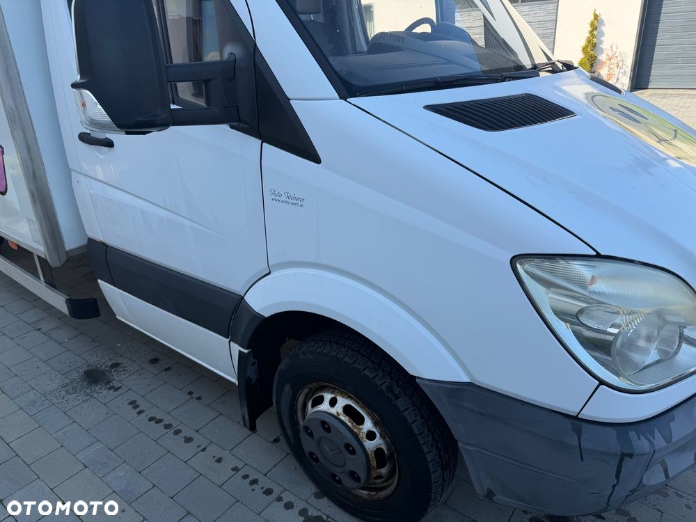 Mercedes-Benz Sprinter - 4