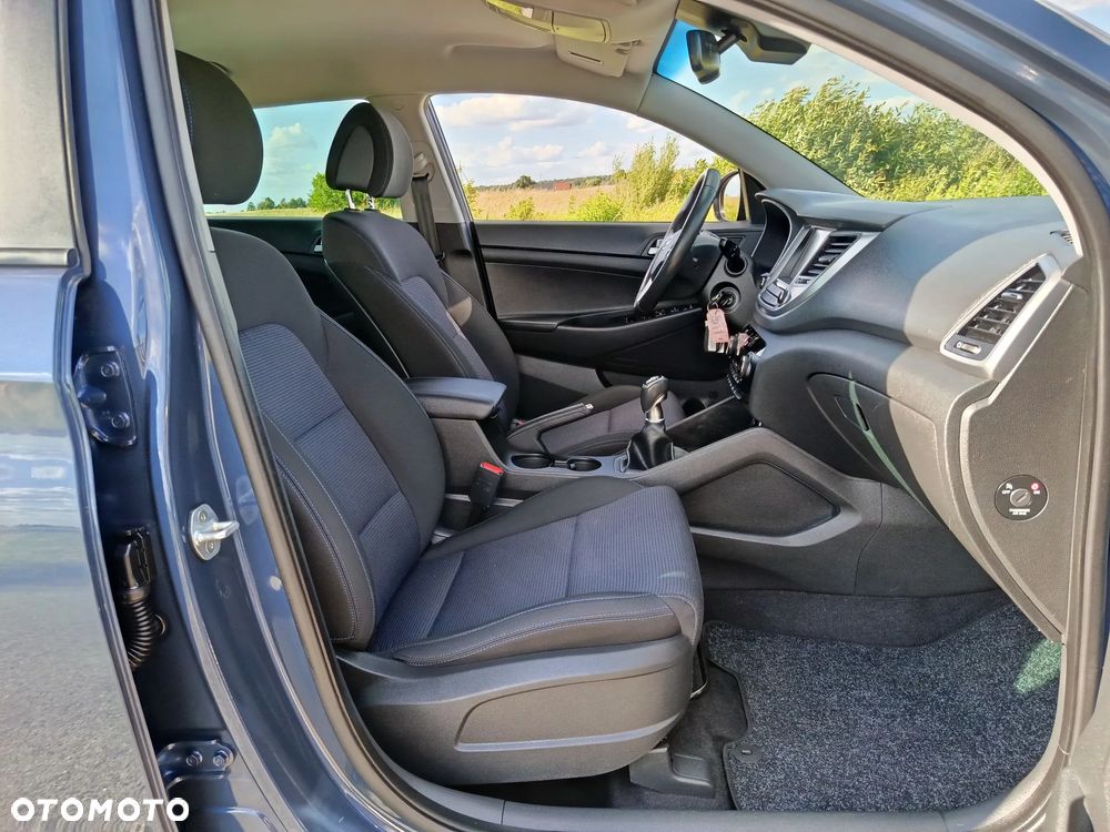 Hyundai Tucson 1.6 GDi 2WD Pure - 27
