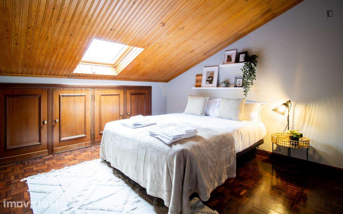 Quarto - localizado em  Coimbra - Grande imagem: 3/32