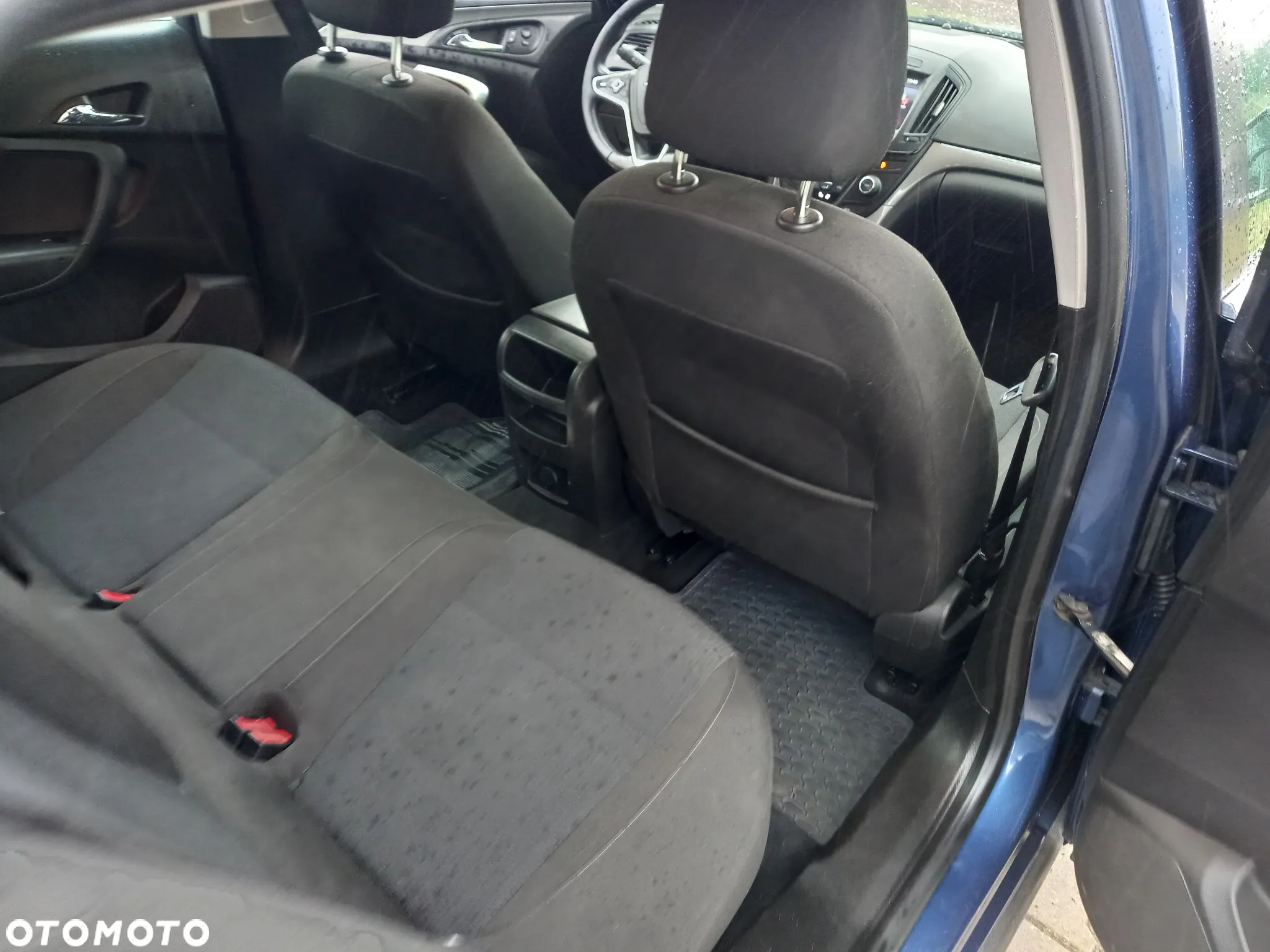 Opel Insignia - 15