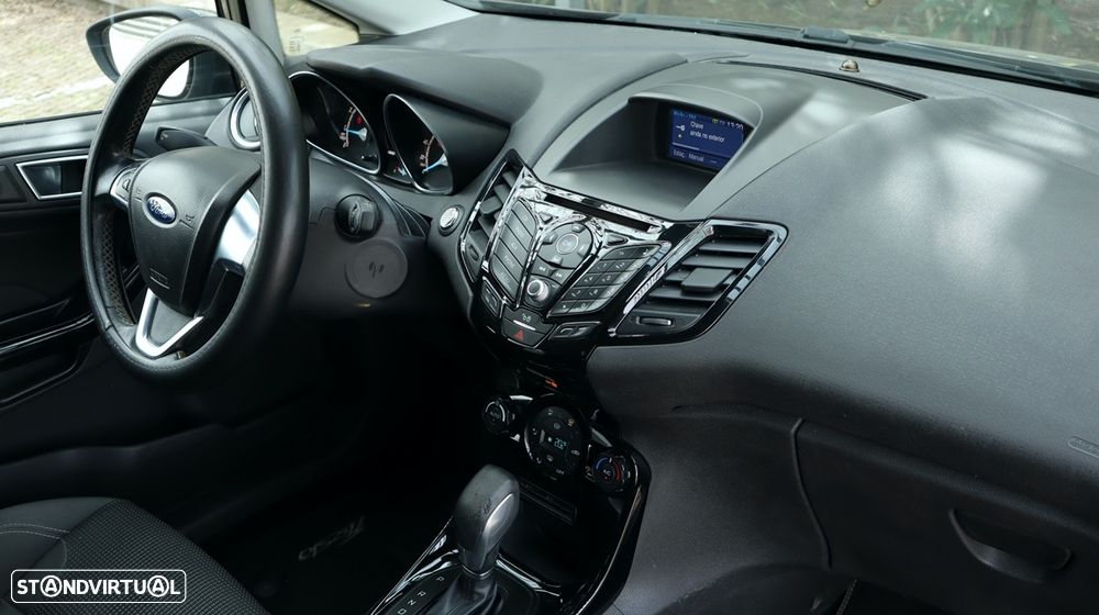 Ford Fiesta 1.0 T EcoBoost Titanium PowerShift - 22