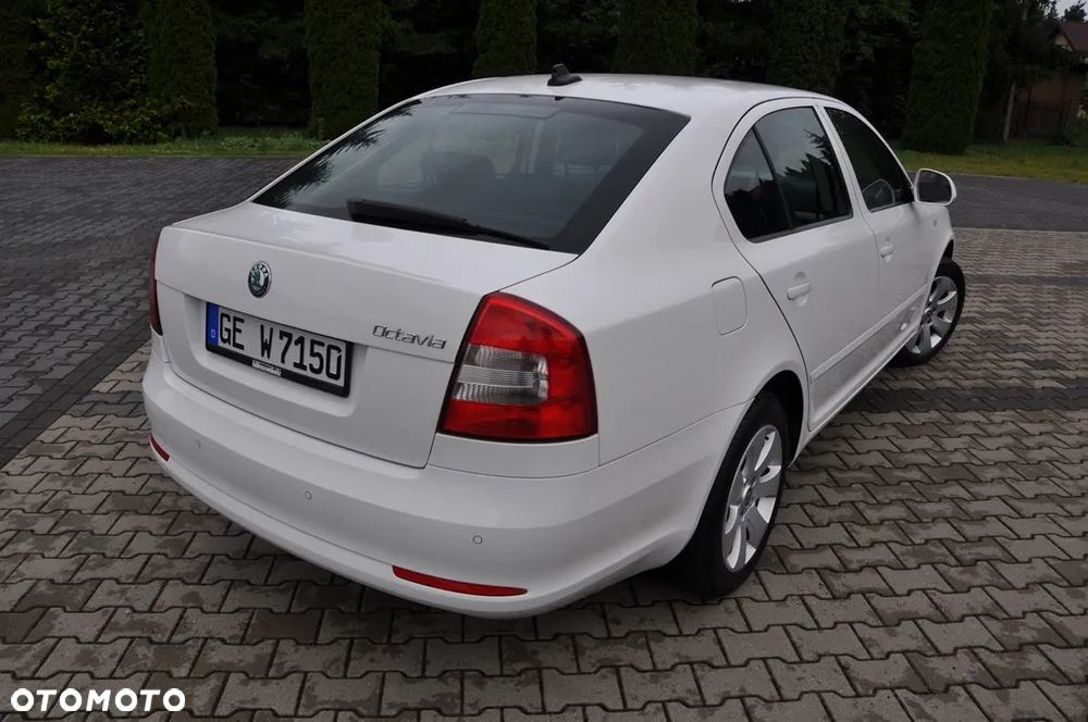 Skoda Octavia 1.4 TSI FAMILY - 18