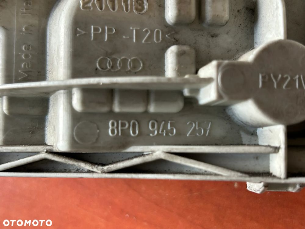 AUDI A3 8P 3D WKŁAD LAMPY LEWY TYLNY 8P0945257 - 2