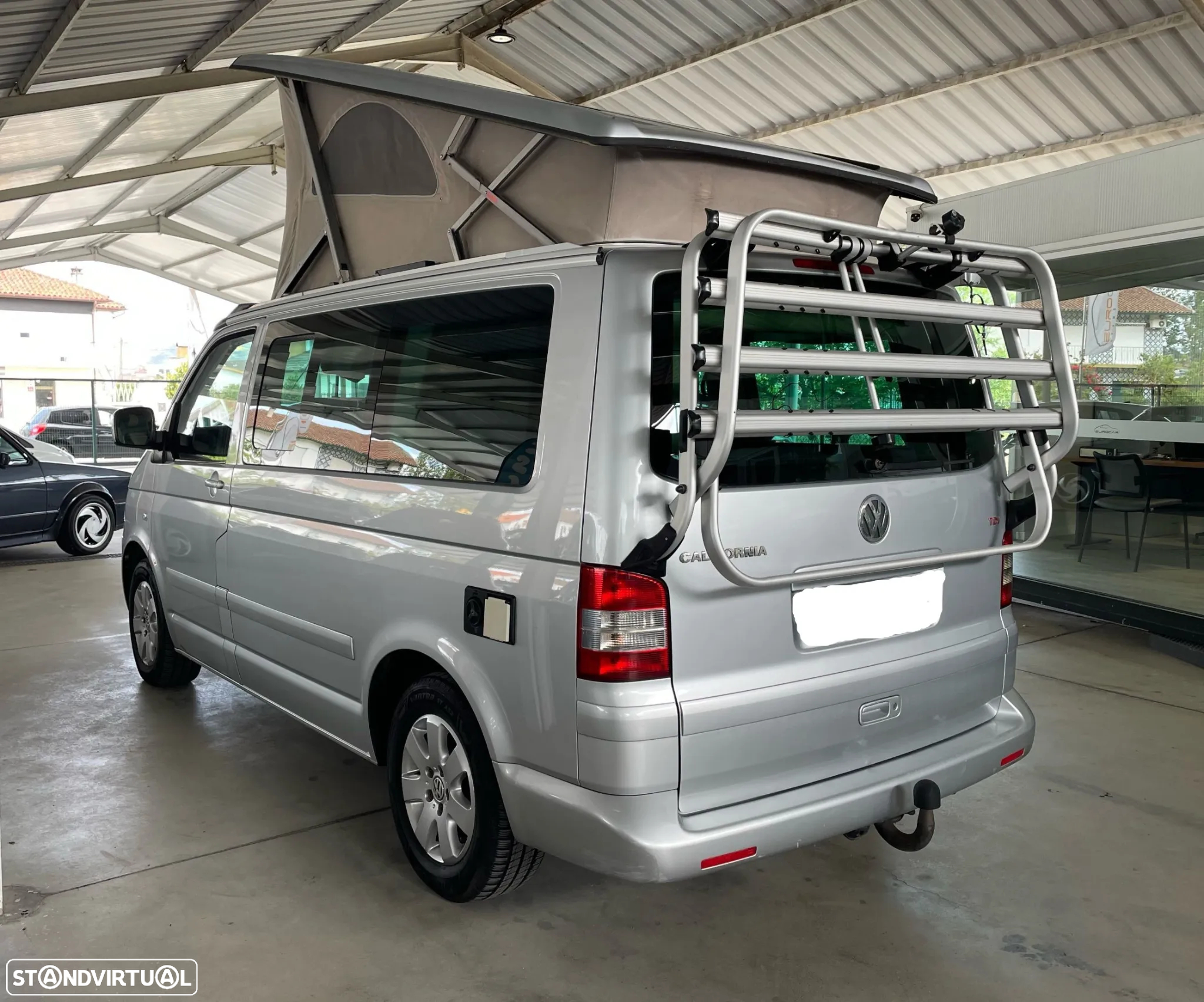 VW California T5 2.5 TDI Cx. Automática - Autocaravana - 3