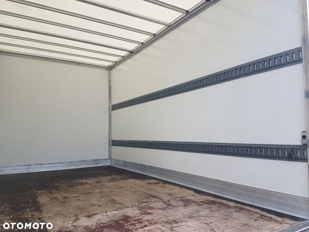 Renault MASTER KONTENER 8EP 4,22x2,23x2,24 KLIMA KRAJOWY MANUAL  6-BIEGÓW - 18