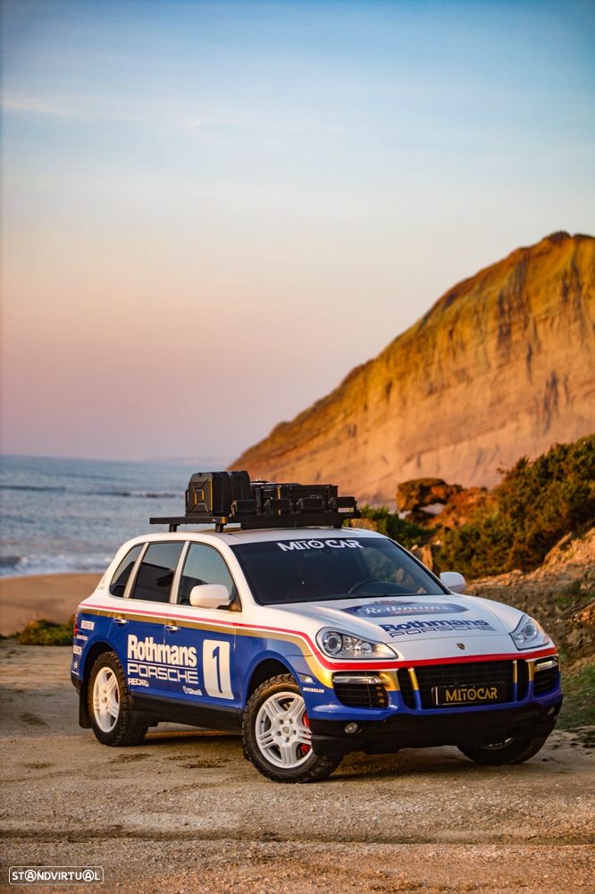 Porsche Cayenne Turbo - 38