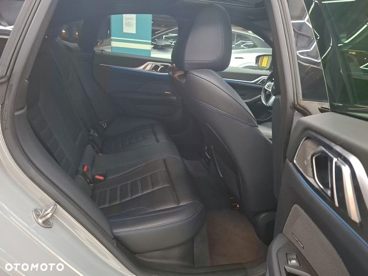 BMW Seria 4 M440i xDrive - 10