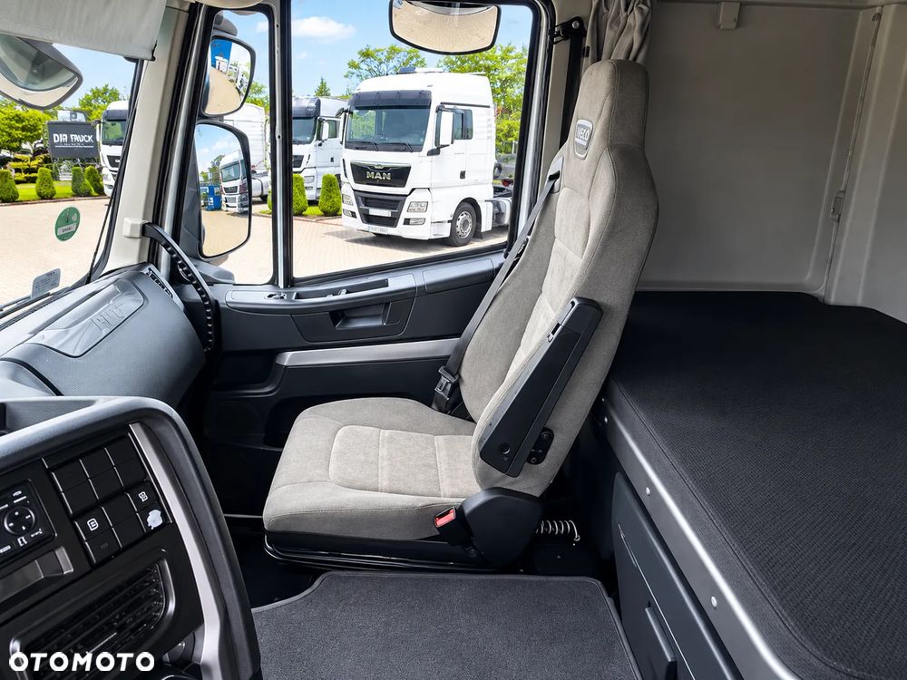 Iveco STRALIS AS STANDARD 460 AUTOMAT Euro6 2017 rok , Serwisowany, Pierwszy Właściciel - 16