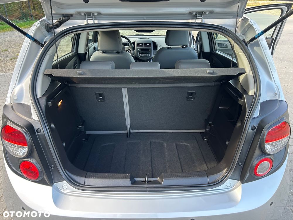 Chevrolet Aveo 1.2 LS - 13