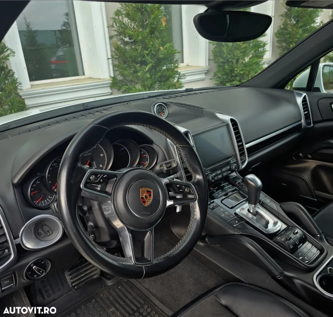 Porsche Cayenne Diesel Platinum Edition - 13