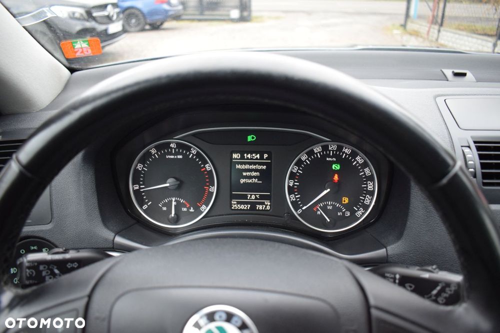 Skoda Octavia - 9