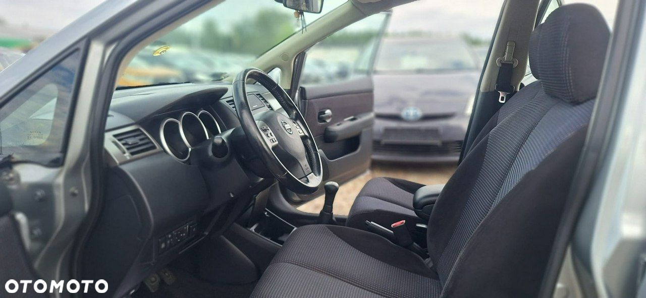 Nissan Tiida - 9