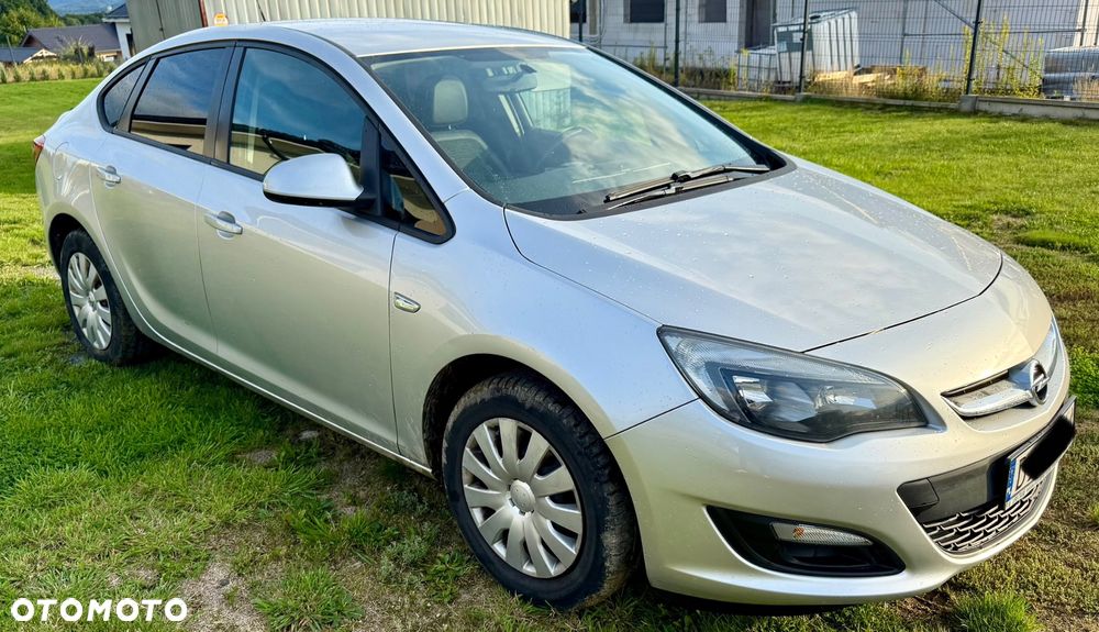 Opel Astra 1.4 T Sport - 2
