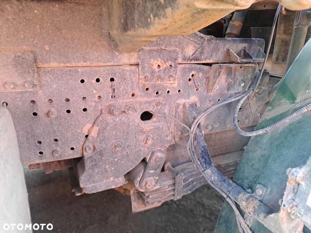 MAN 6x4 26.463 wywrotka 3 osiowa - 12