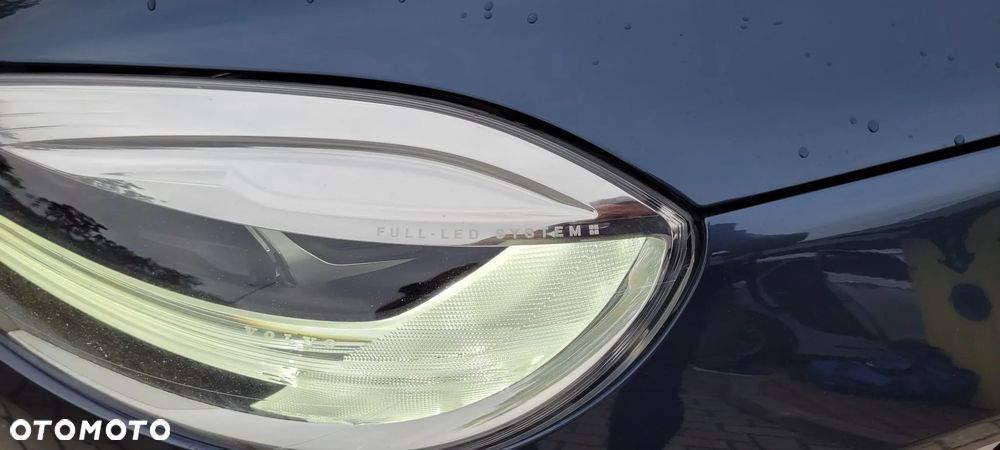 Volvo V40 - 15