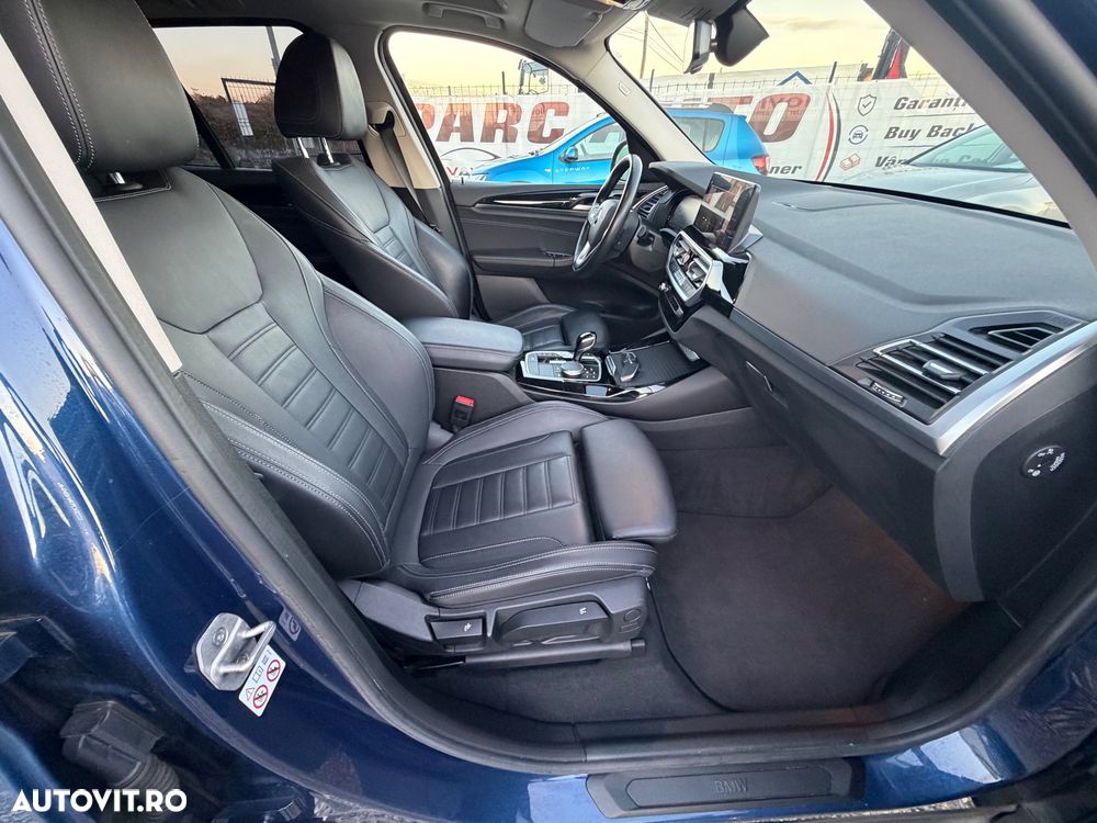 BMW X3 sDrive18d AT MHEV - 33