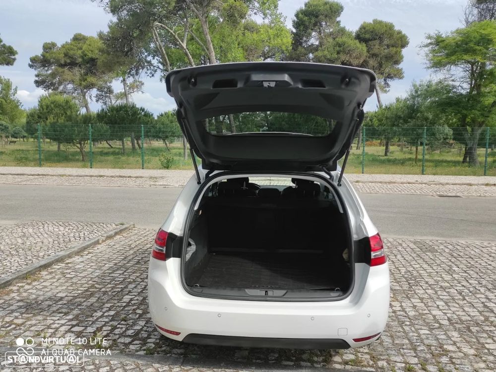 Peugeot 308 SW - 6