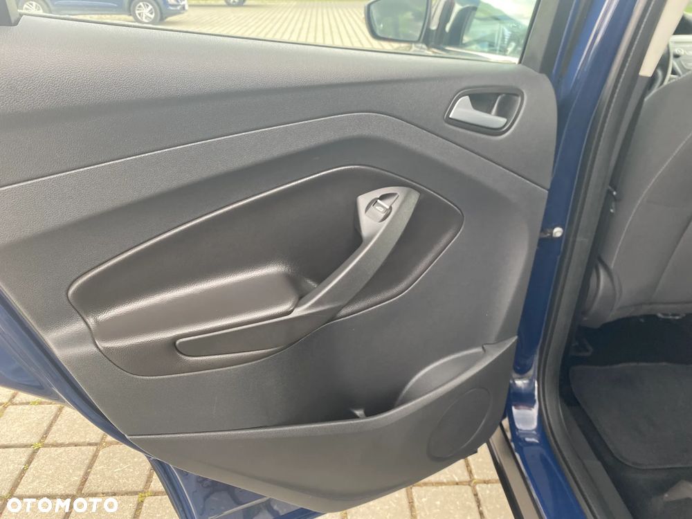 Ford Kuga 2.0 TDCi 4x4 Individual - 28