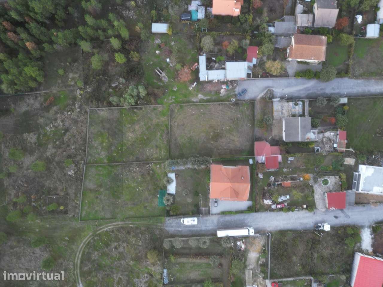 Lote com 400 m2 – Chãs de Tavares, Mangualde - Grande imagem: 2/16