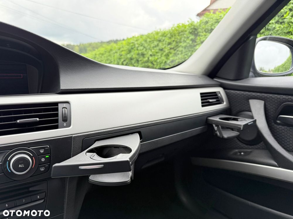 BMW Seria 3 330d - 18