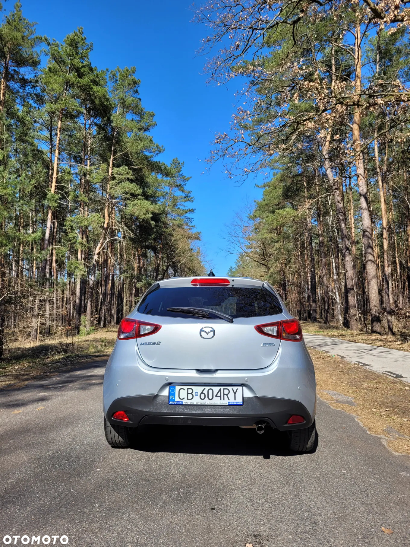 Mazda 2 - 5