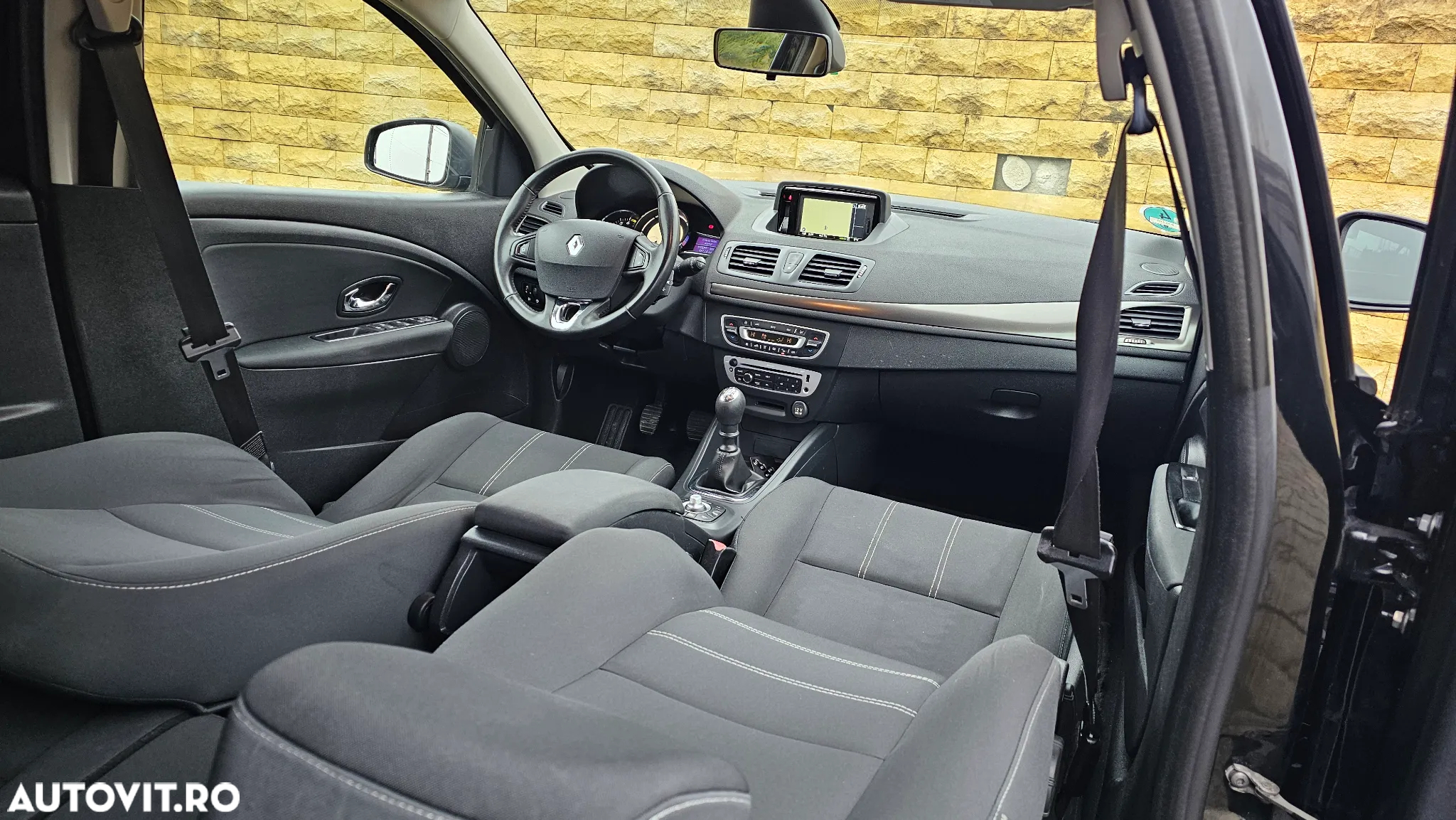 Renault Megane Grandtour ENERGY TCe 130 LIMITED - 16