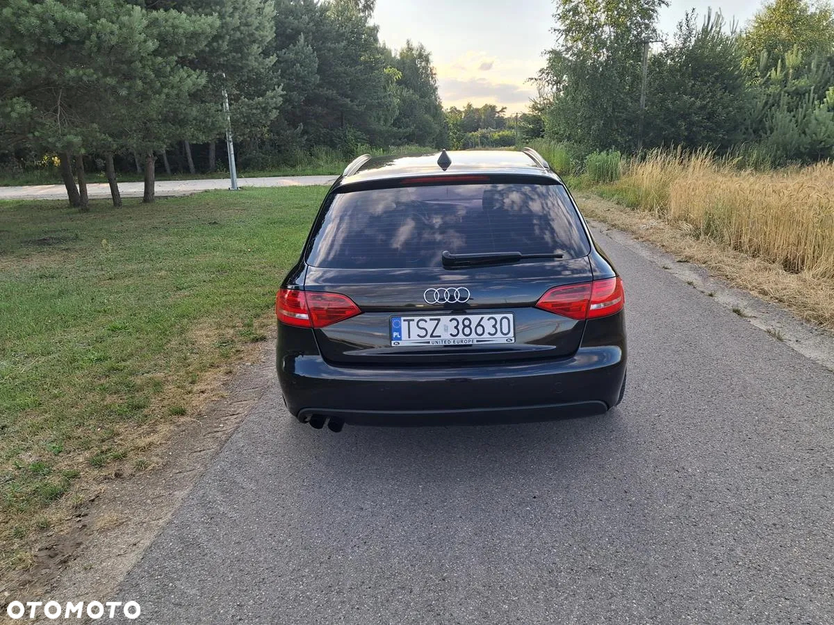 Audi A4 Avant 2.0 TDI - 9