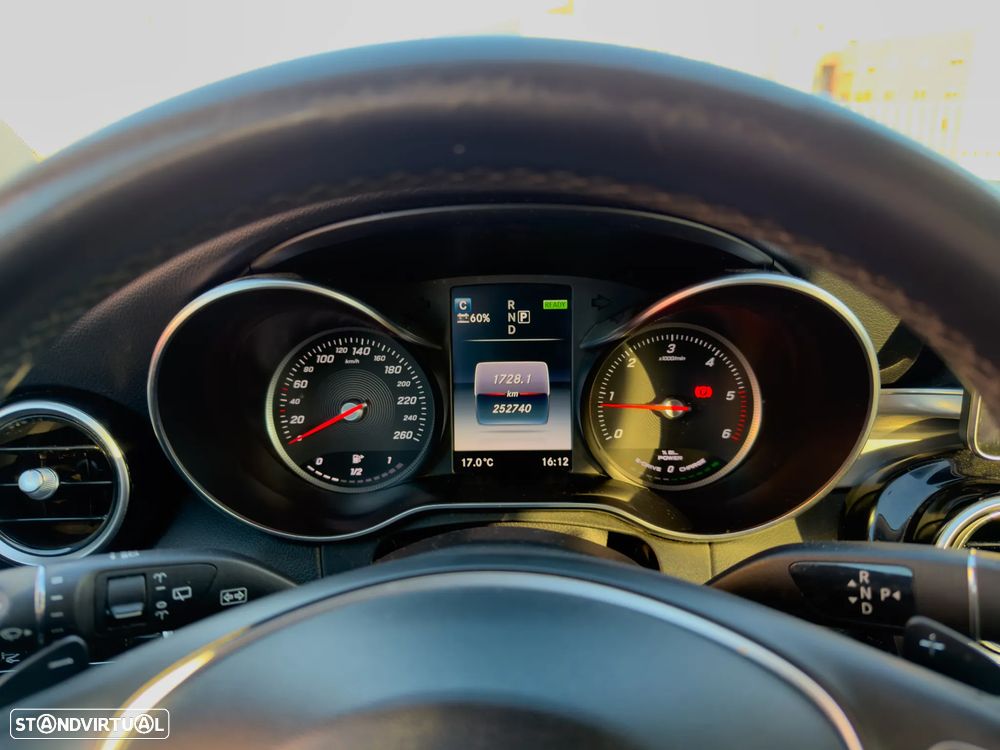 Mercedes-Benz C 300 BlueTEC Hybrid Avantgarde + - 17