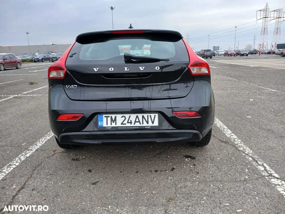 Volvo V40 D2 Momentum - 5