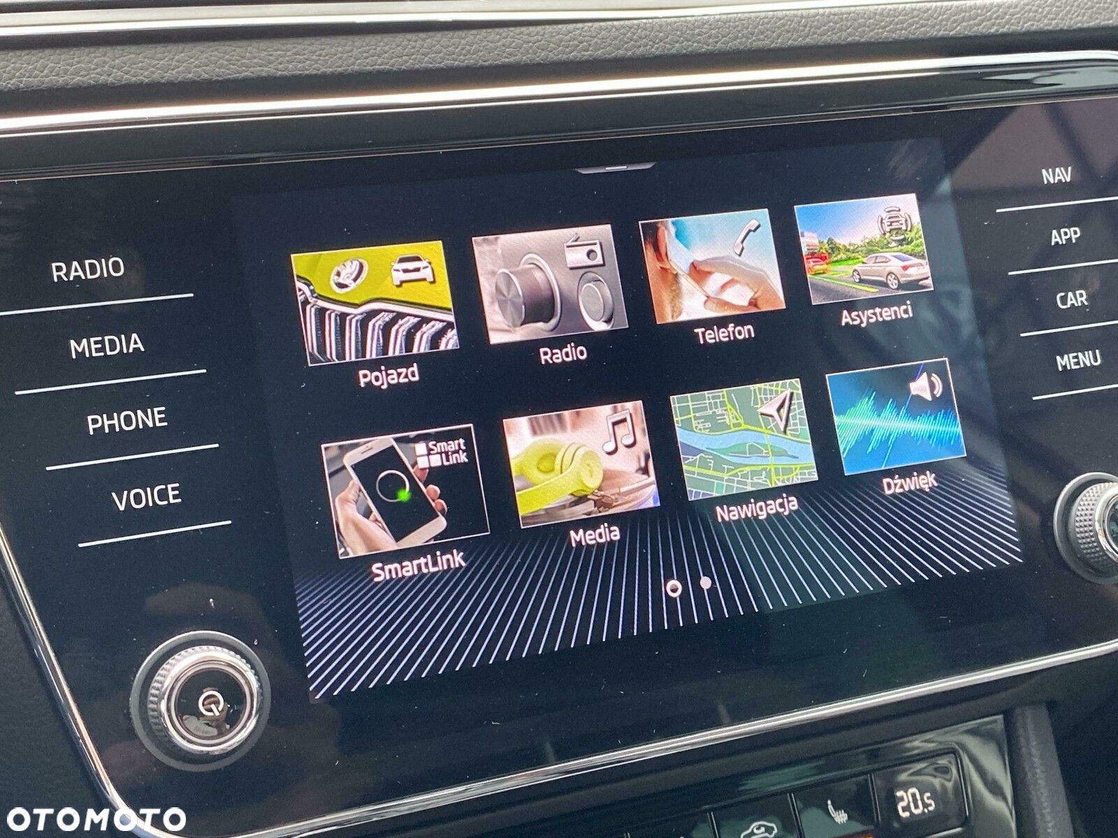 Skoda Superb 2.0 TDI SCR Style DSG - 29