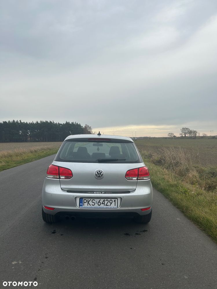 Volkswagen Golf 2.0 TDI Comfortline - 4