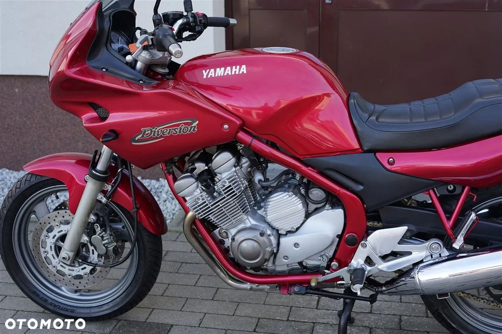 Yamaha XJ - 28