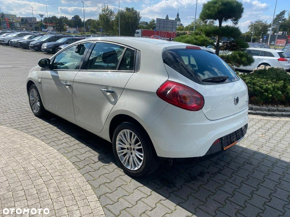 Fiat Bravo 1.4 T-JET 16V Dynamic - 5