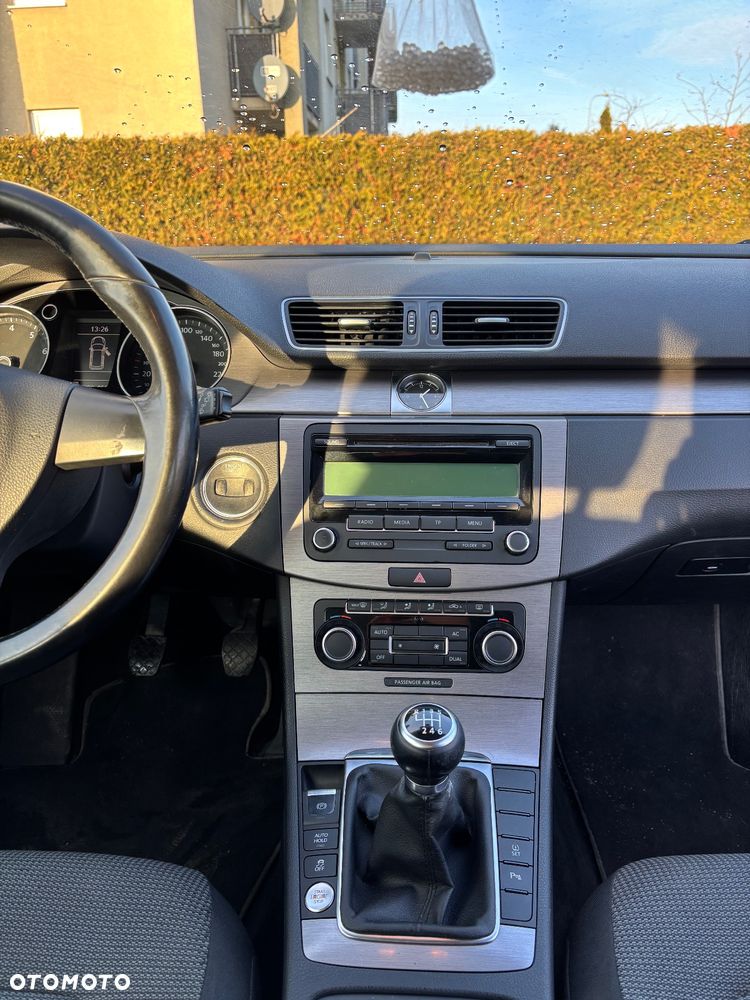 Volkswagen Passat 1.4 TSI Trendline - 15