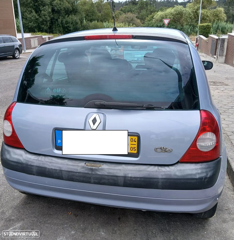 Renault Clio 1.2 16V S - 4