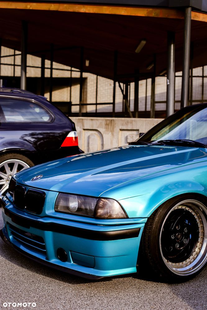 BMW Seria 3 328i Cabriolet - 2