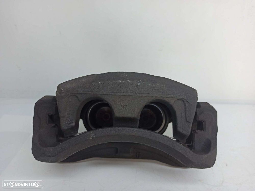 PINÇA DE TRAVÃO FRENTE DIREITA NISSAN PATROL GR (Y61) BáSICO - 3