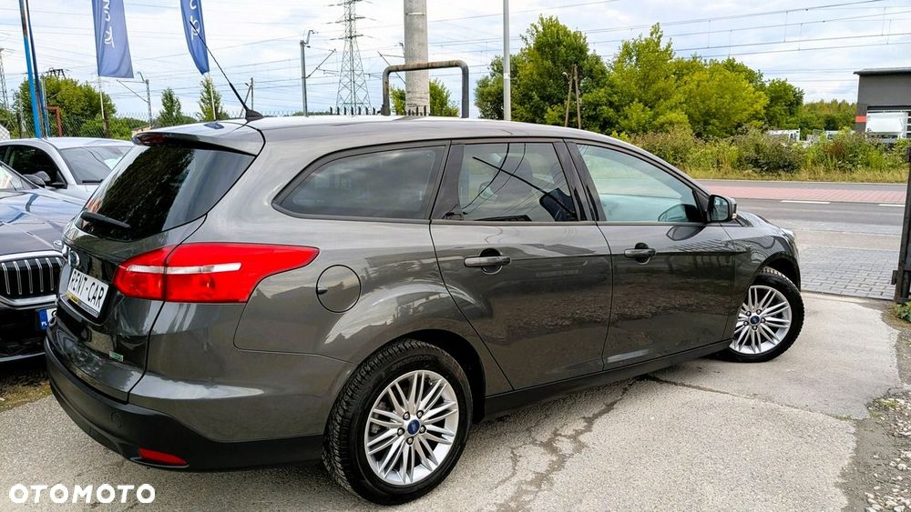 Ford Focus - 11
