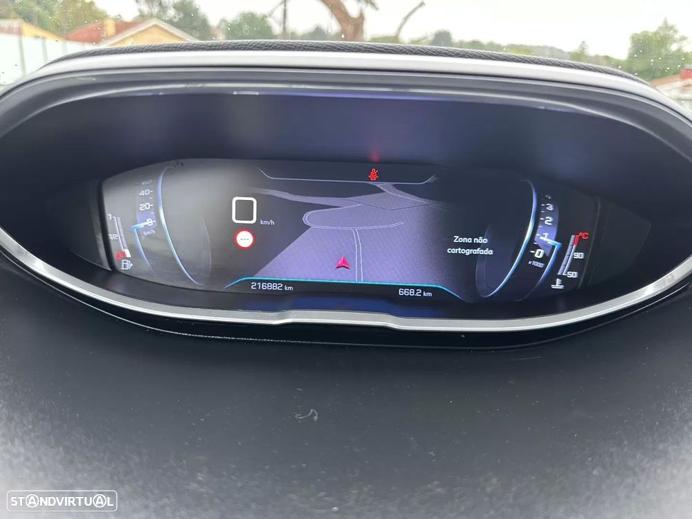 Peugeot 5008 1.2 PureTech Allure Pack - 34