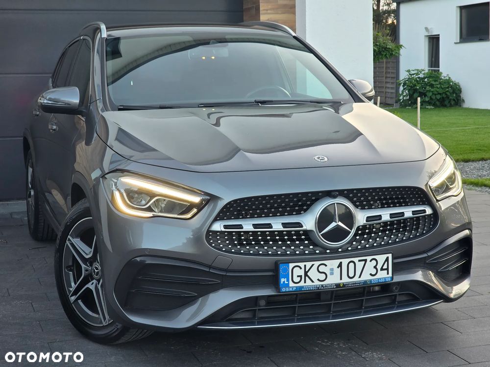 Mercedes-Benz GLA 200 d AMG Line - 16
