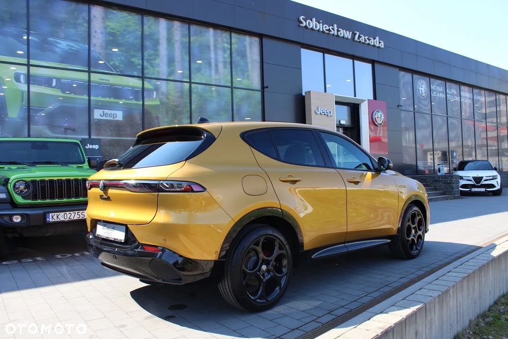 Alfa Romeo Tonale 1.5 T4 GSE mHEV Veloce DCT - 3