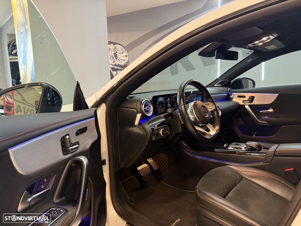 Mercedes-Benz CLA 180 d 7G-DCT AMG Line - 11