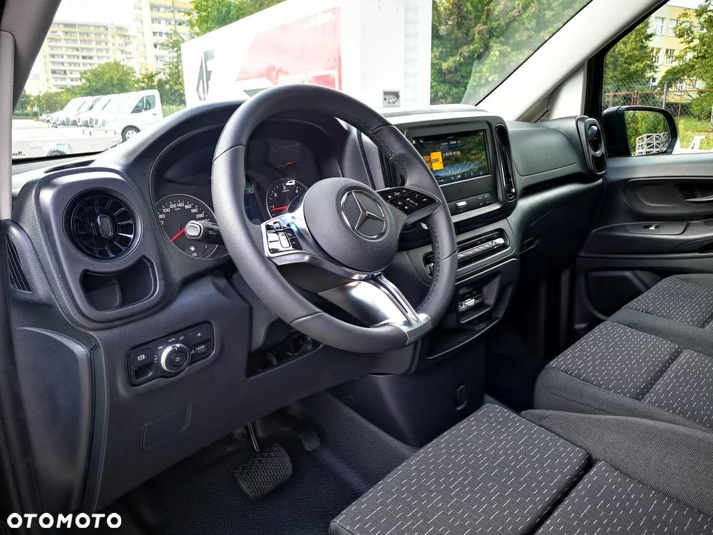 Mercedes-Benz Vito - 8