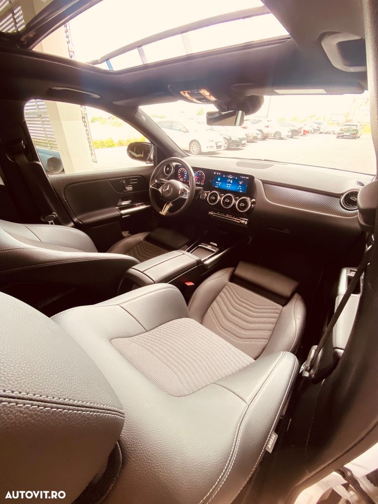 Mercedes-Benz GLA - 17