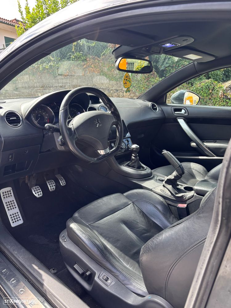 Peugeot RCZ 1.6 200 THP - 11