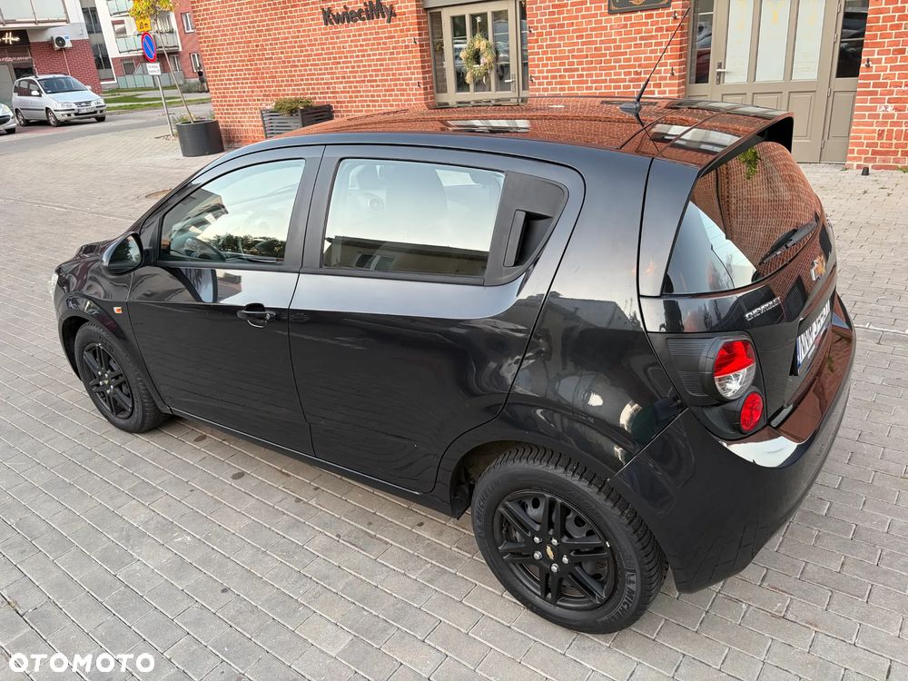 Chevrolet Aveo - 17