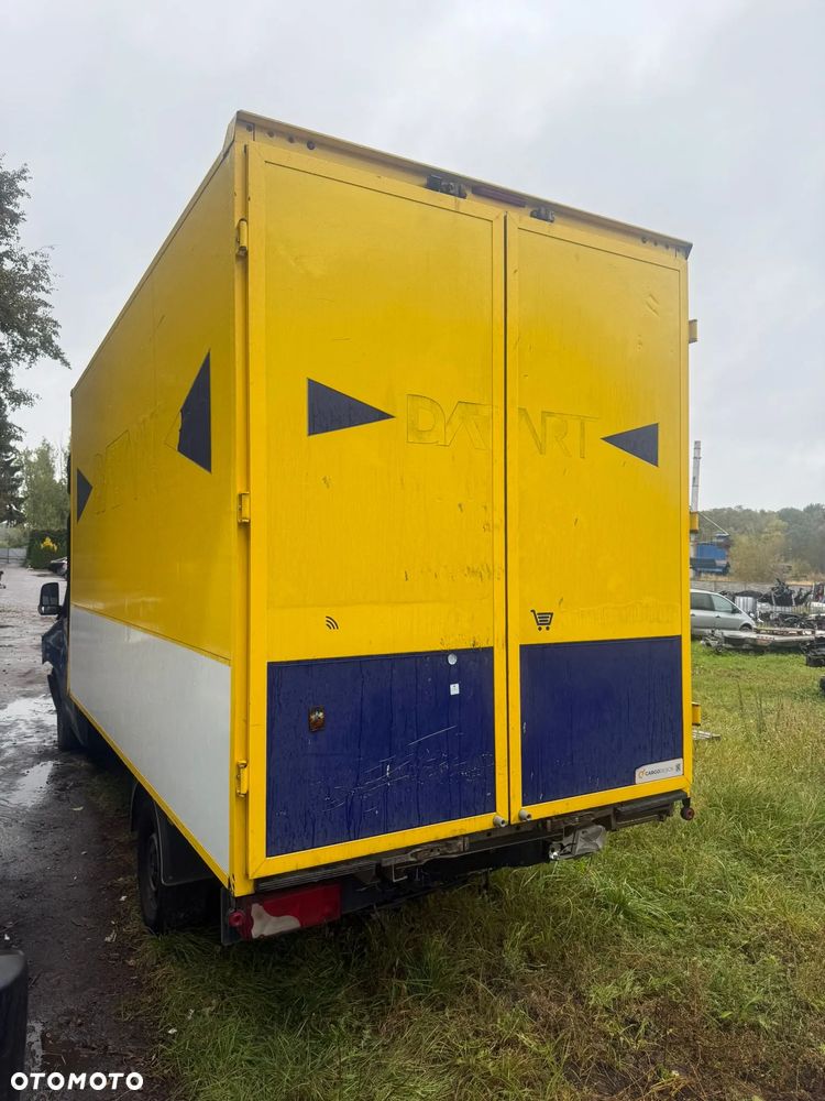 Mercedes-Benz Sprinter - 5