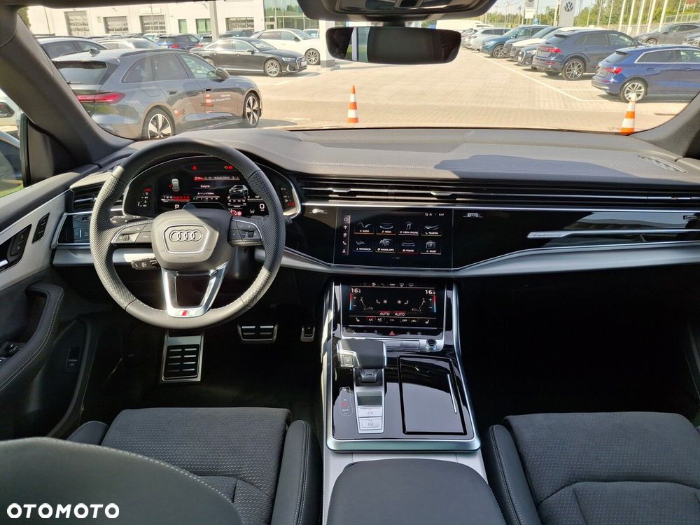 Audi SQ8 - 36