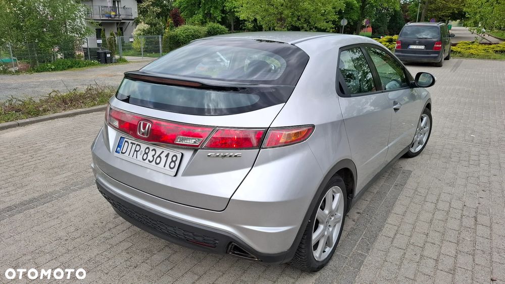 Honda Civic 1.8 Sport - 6