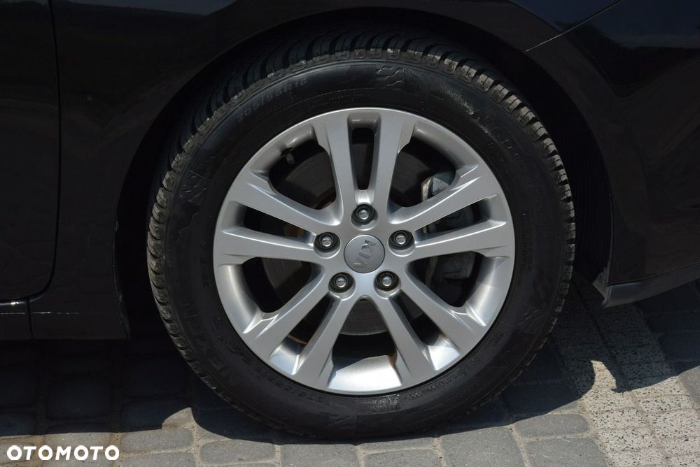 Kia Ceed 1.4 CVVT Vision - 10